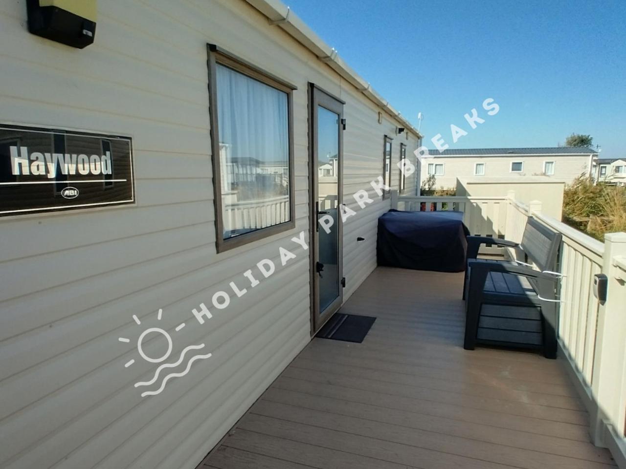 Haywood - 3 Bed Pet Friendly Holiday Home At Seal Bay Selsey Exterior photo