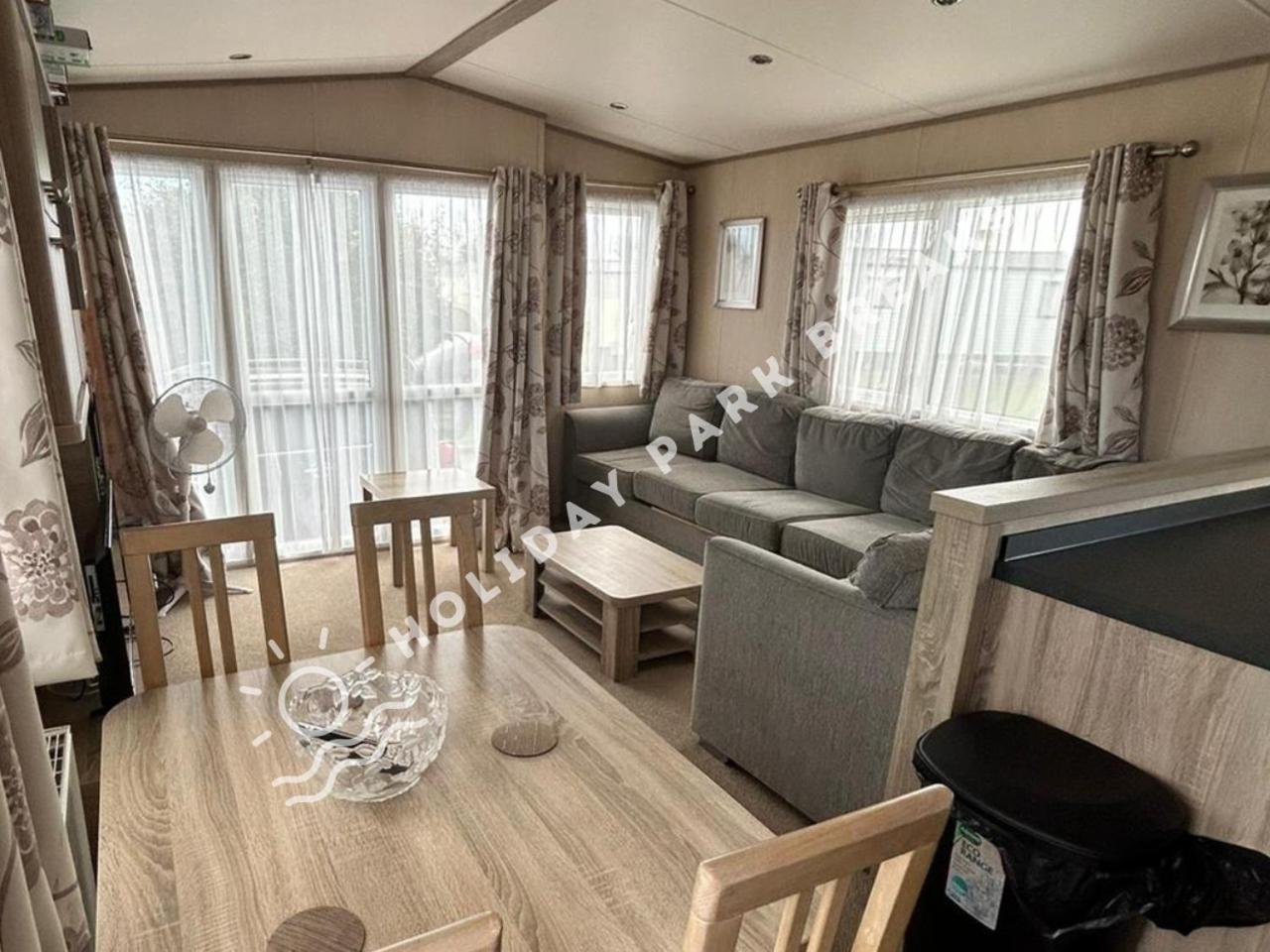 Haywood - 3 Bed Pet Friendly Holiday Home At Seal Bay Selsey Exterior photo